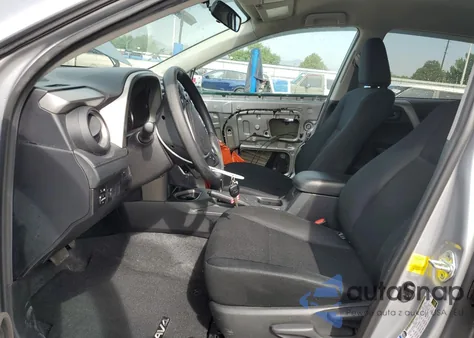 2016 Toyota Rav4 Le z USA, uszkodzony, nr VIN 2T3BFREV2GW508900